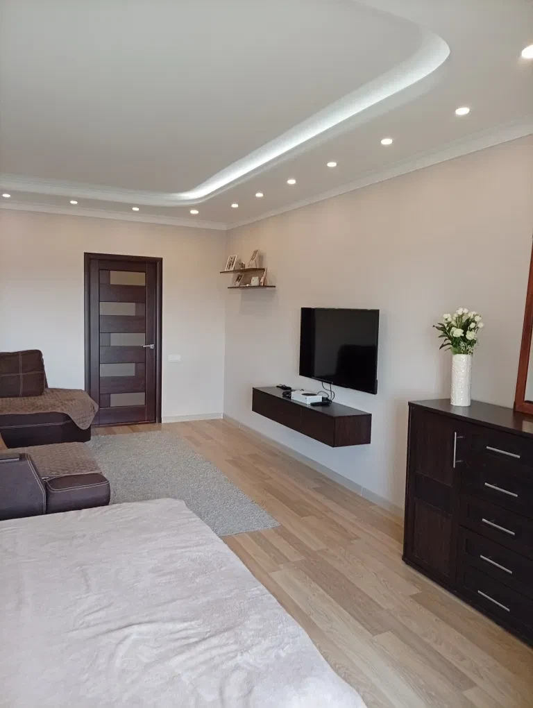 2-кімнатна квартира, Кам'янець-Подільський: євроремонт, обмін на будинок
