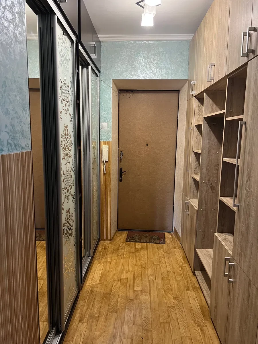 2-кімнатна квартира, Дарницький: кухня 16 м², сталінка, євроремонт - фото 5