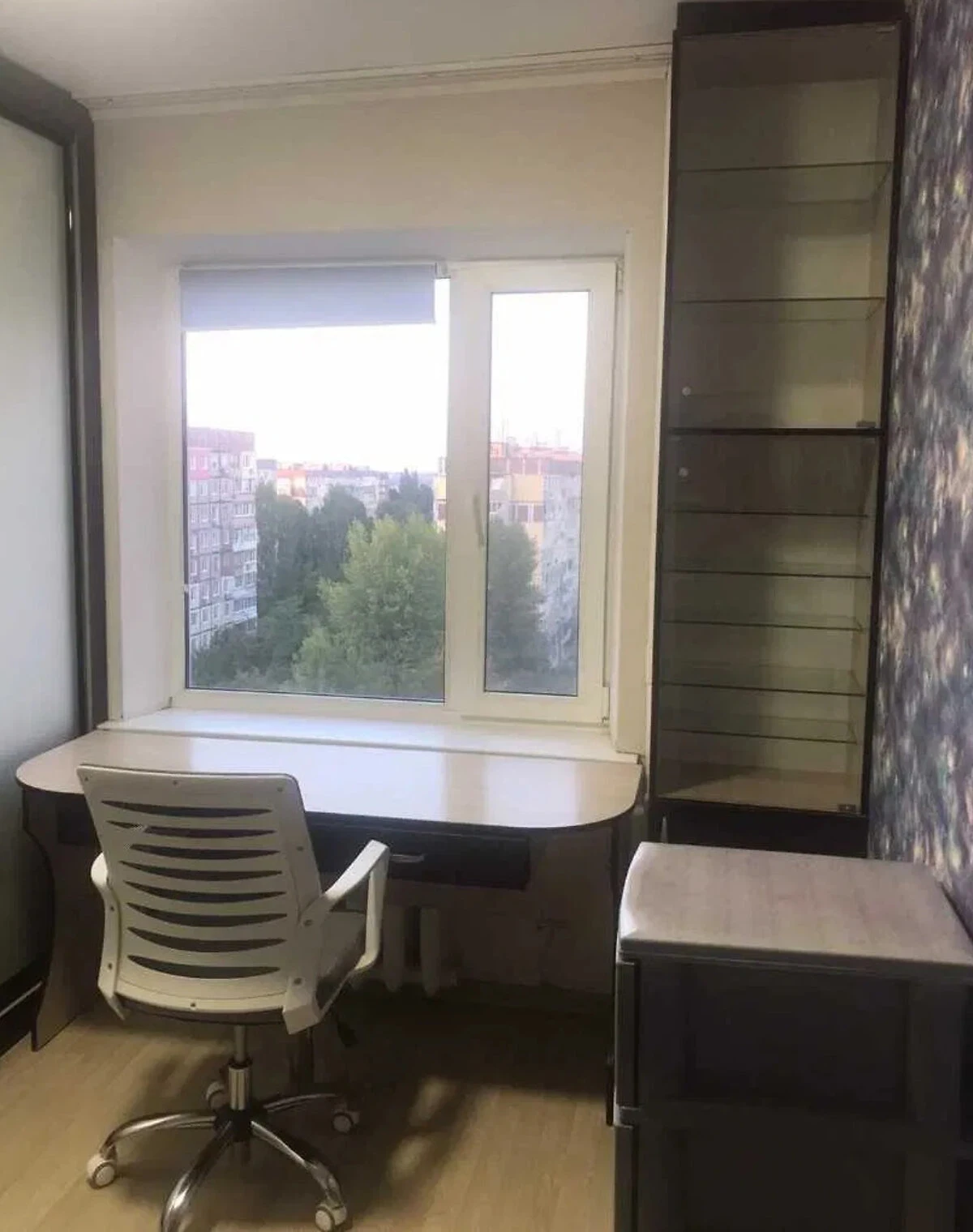 3-кімнатна квартира, Дніпро: косметичний ремонт, внутрішній двір - фото 2