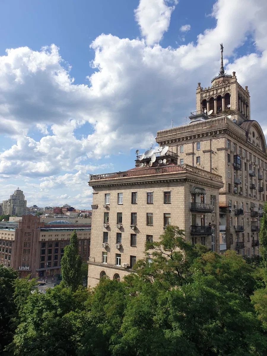 5-кімнатна квартира у ЖК Капітолій: панорамні вікна, підземний паркінг - фото 4