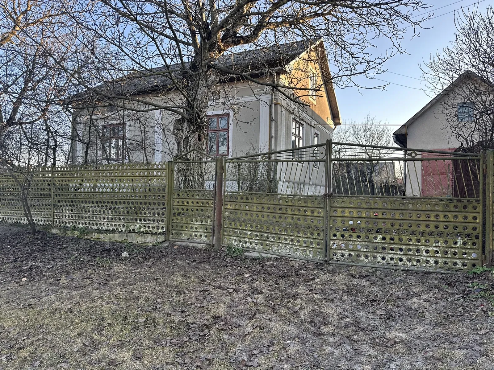 Дом, Броды: гараж, хозяйственные постройки - фото 2