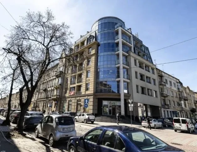 1-комнатная квартира, Галицкий: напротив ТЦ Форум Львов, авторский ремонт, фото 4