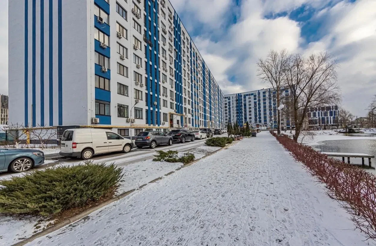 3-комнатная квартира в ЖК Рівʼєра: панорамный вид, 2 мин до метро Славутич, фото 4