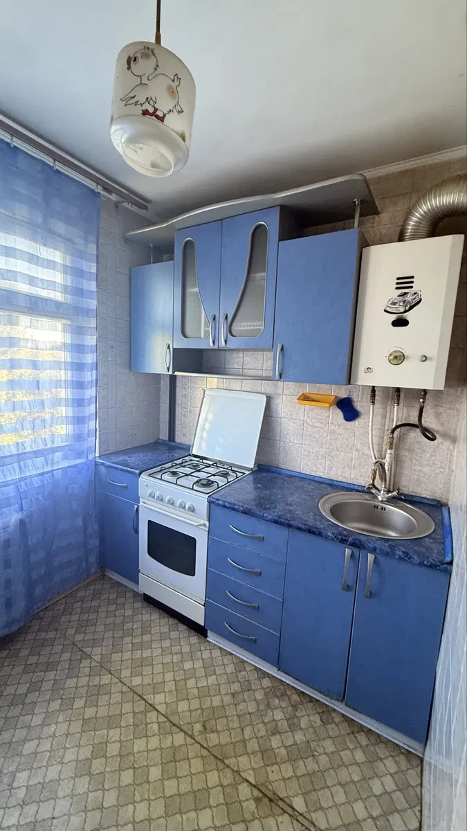 2-кімнатна квартира, Вінниця: житловий стан, суміжні кімнати - фото 1
