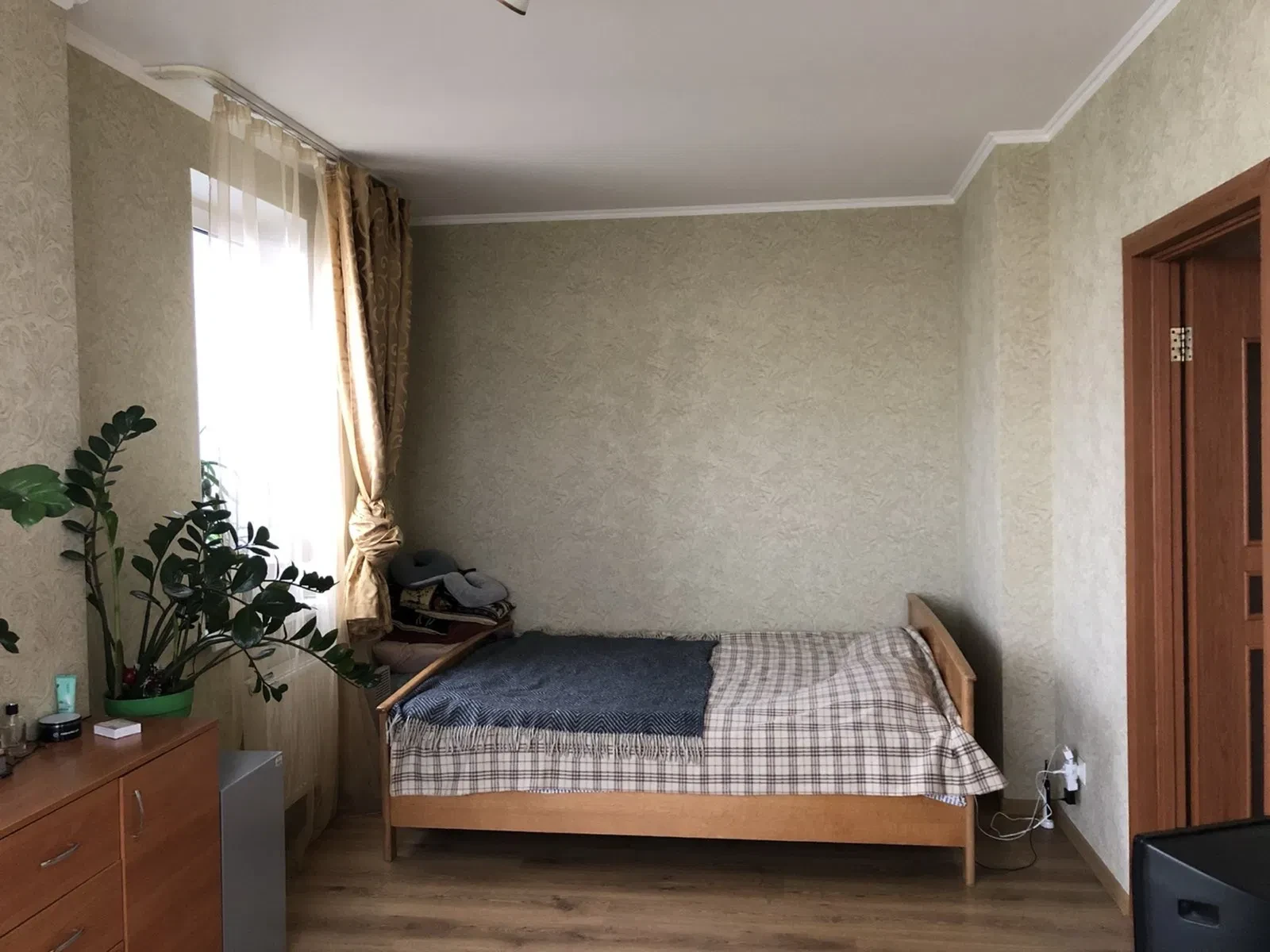 1-кімнатна квартира, Дарницький: інвертор, метро Позняки за 10 хв пішки - фото 2