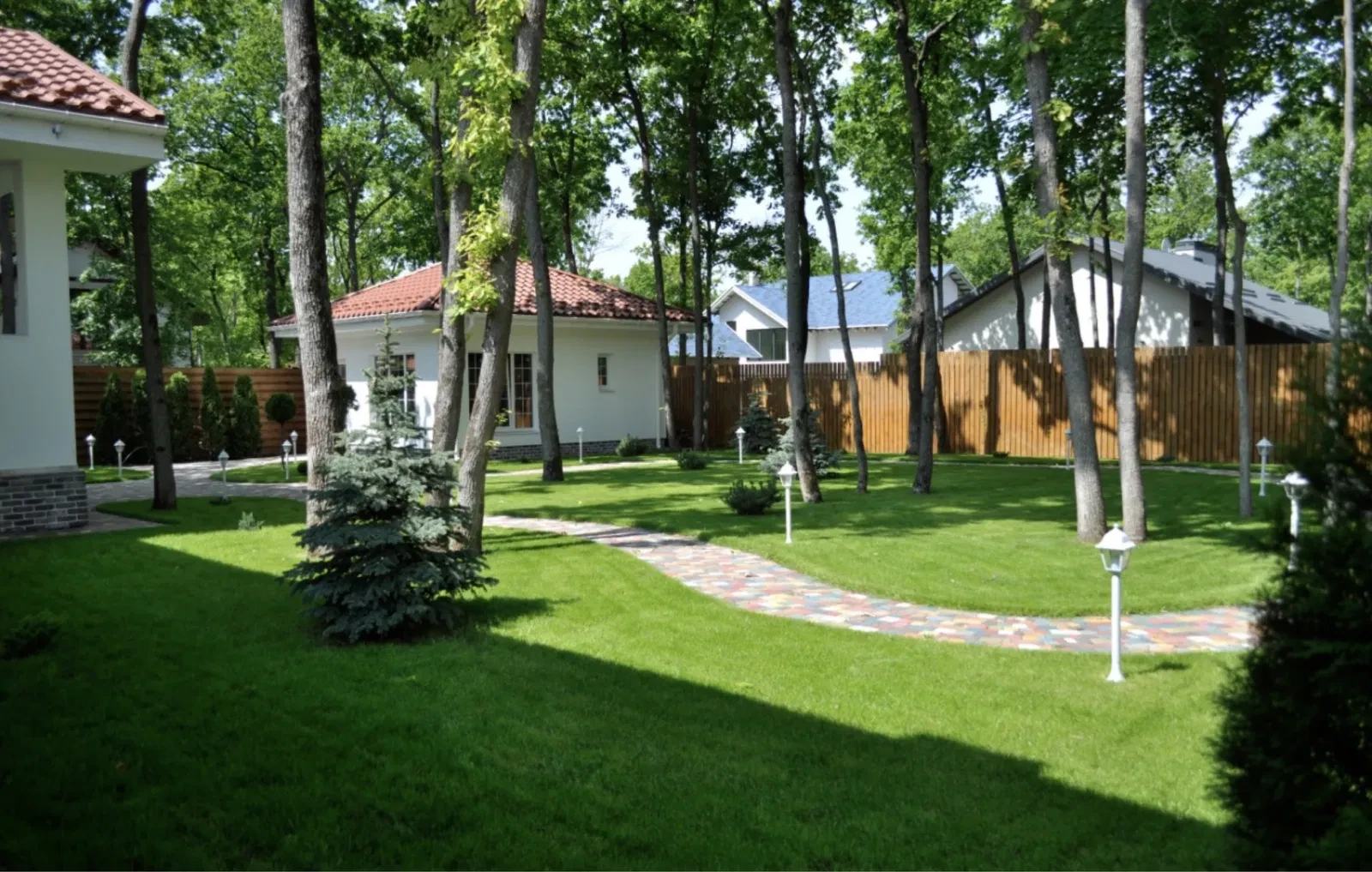 Котедж, Лісне: дубовий гай, тераса з барбекю, гараж - фото 4