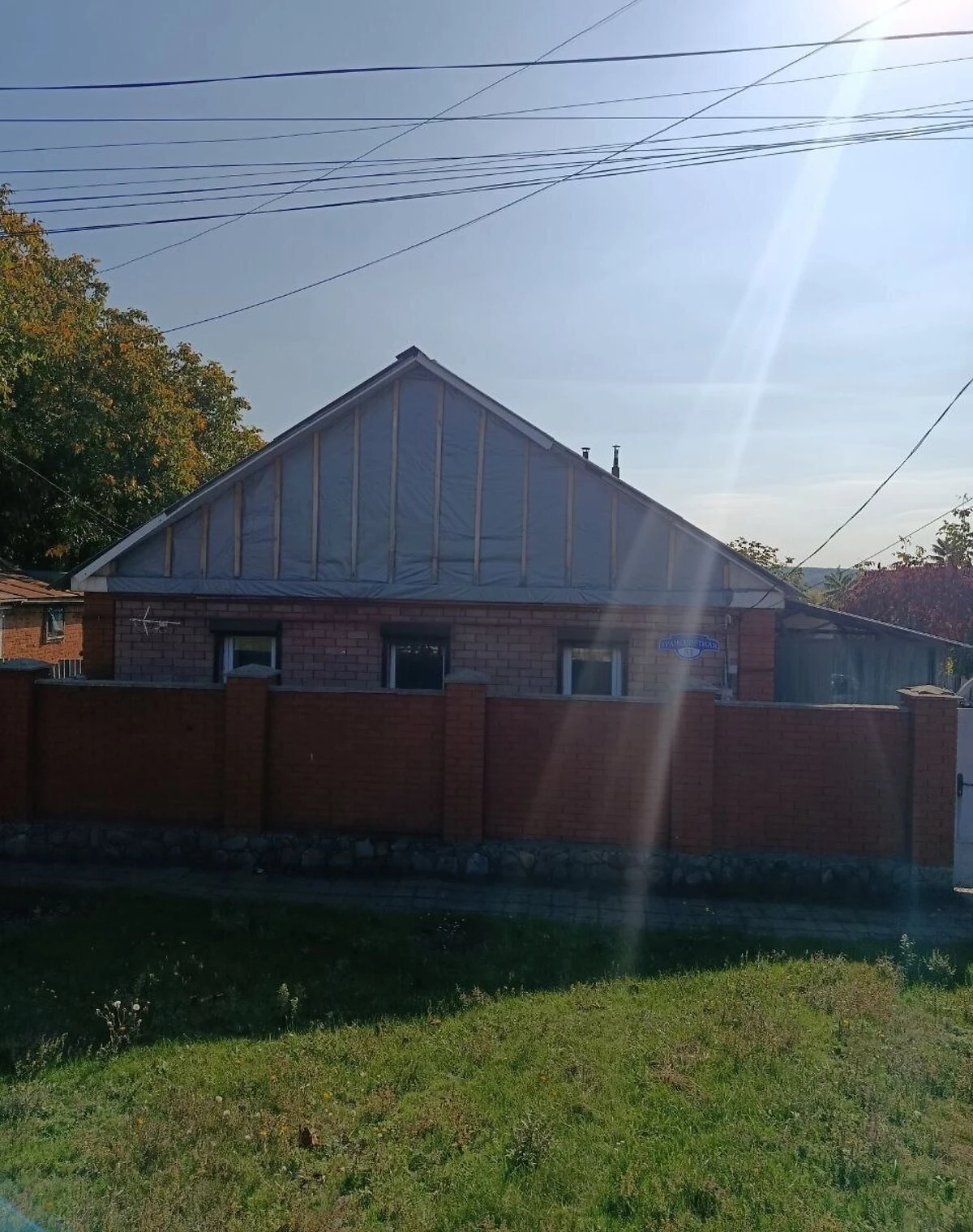 Частина будинку, Красноград: цегляні стіни - фото 1