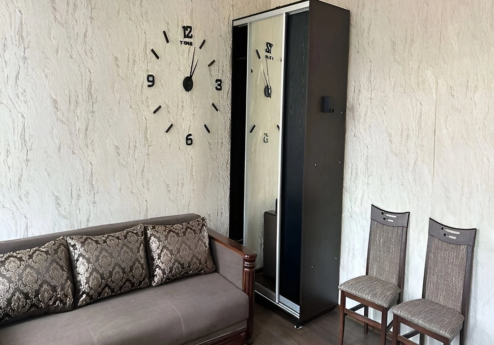 3-кімнатна квартира, Приморський: косметичний ремонт, двоконтурний котел - фото 4