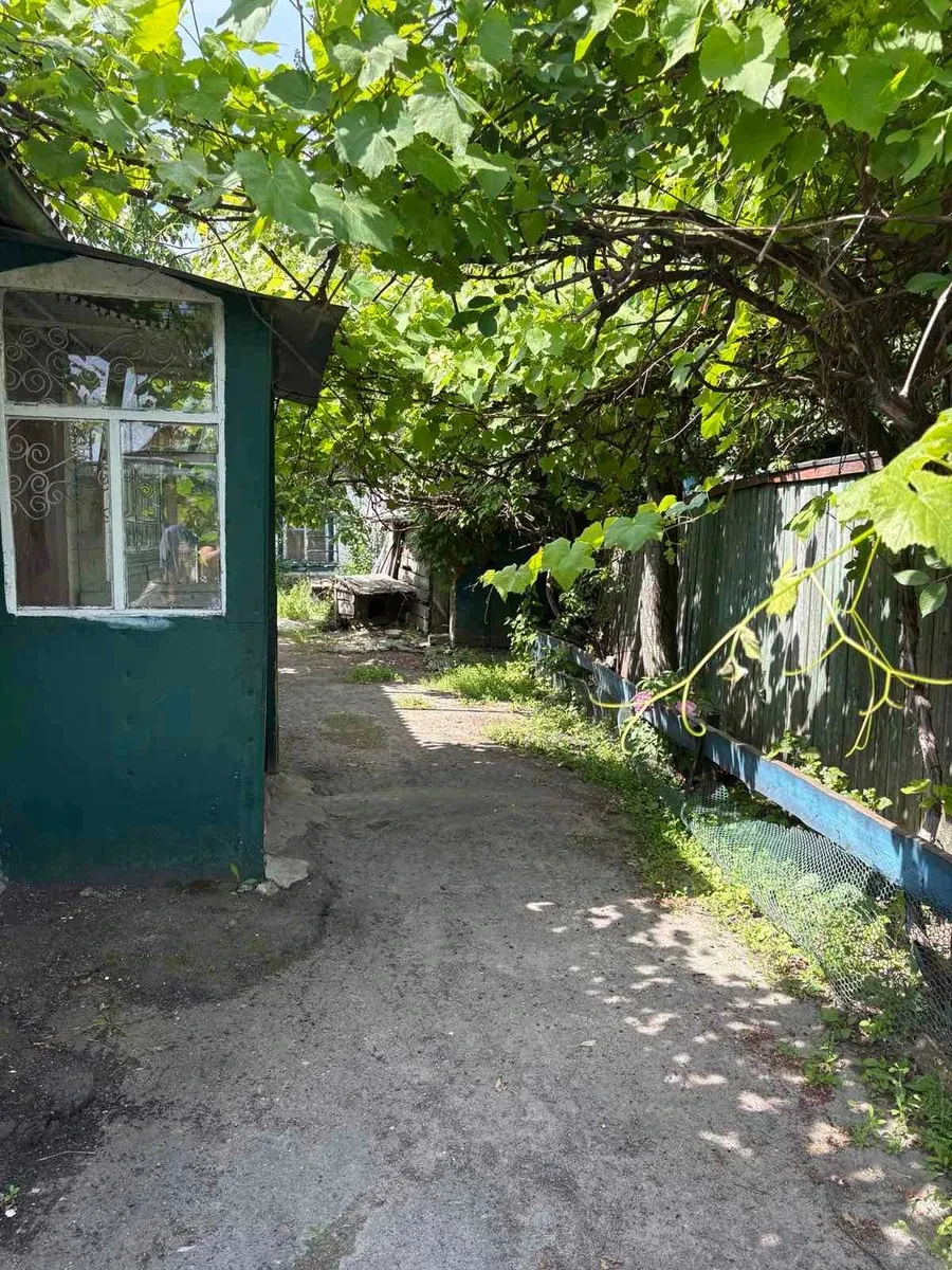 Дом, Гадяч: газ и дровяная грубка, гараж - фото 2