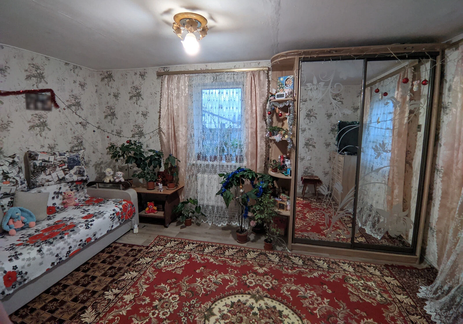 Частина будинку, Черняхів: криниця, ділянка 8.9 сотки, торг - фото 1
