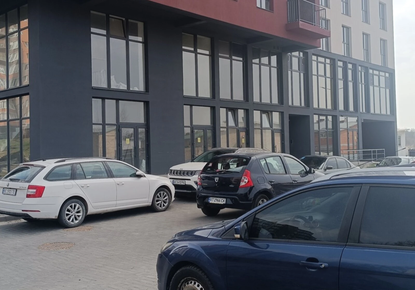 1-комнатная квартира, Южный массив: новостройка, кухня-студия - фото 3