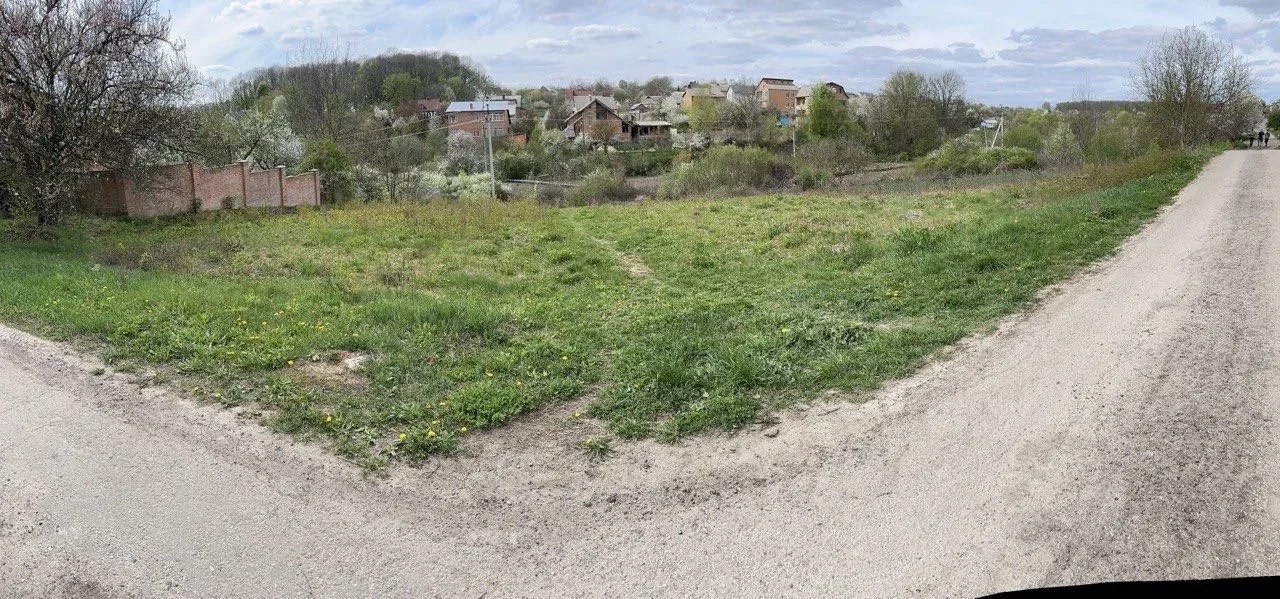 Ділянка 9 соток, Яр: житлова забудова, центральні комунікації - фото 1