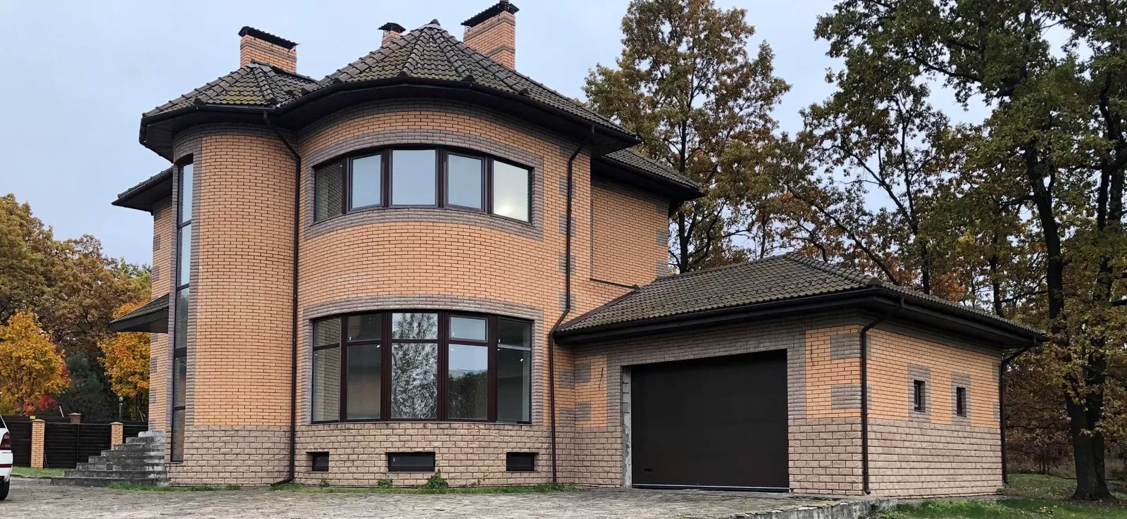 Будинок, Романків: підвал із кухнею, гараж на 2 авто, 48 кВт - фото 1