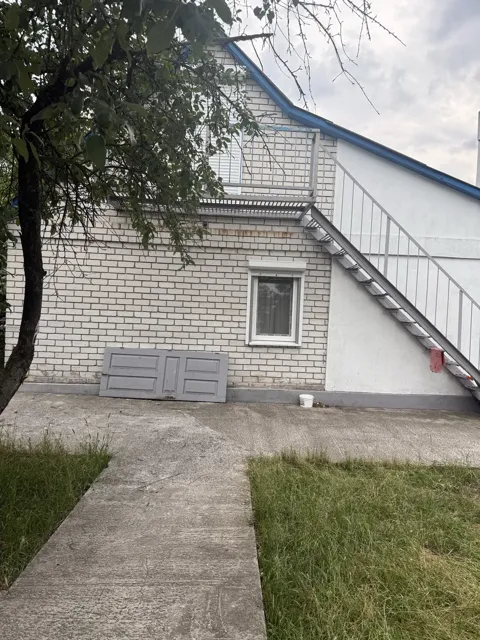 Будинок, Орлівщина: вихід до соснового лісу, біля річки - фото 3