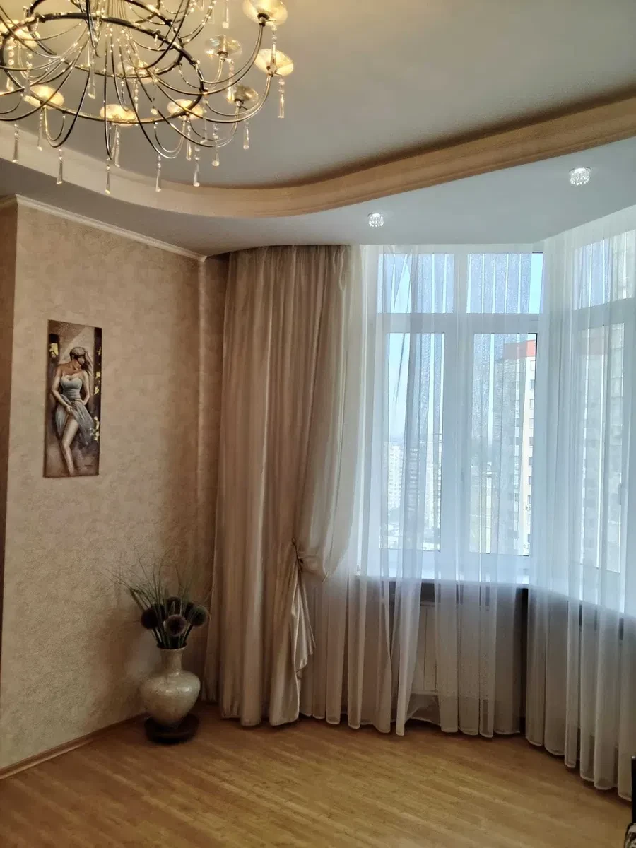 2-кімнатна квартира, Деснянський: ліфт і опалення під час відключень
