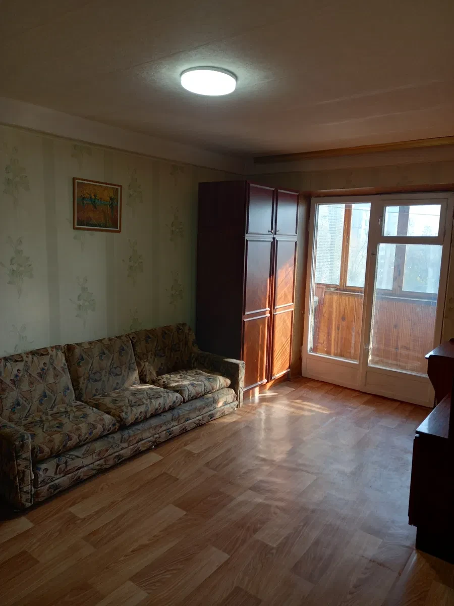 1-кімнатна квартира, Дніпровський: вид на ліс, метро Чернігівська, фото 5
