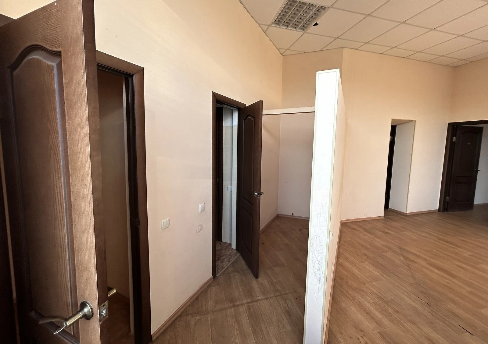 Офіс, Холодногірський: частина будівлі, метро Центральний ринок - фото 4