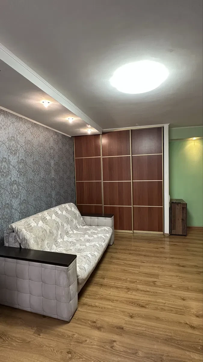 1-кімнатна квартира, Соцгород: можна з дітьми, світло рідко вимикають, фото 2