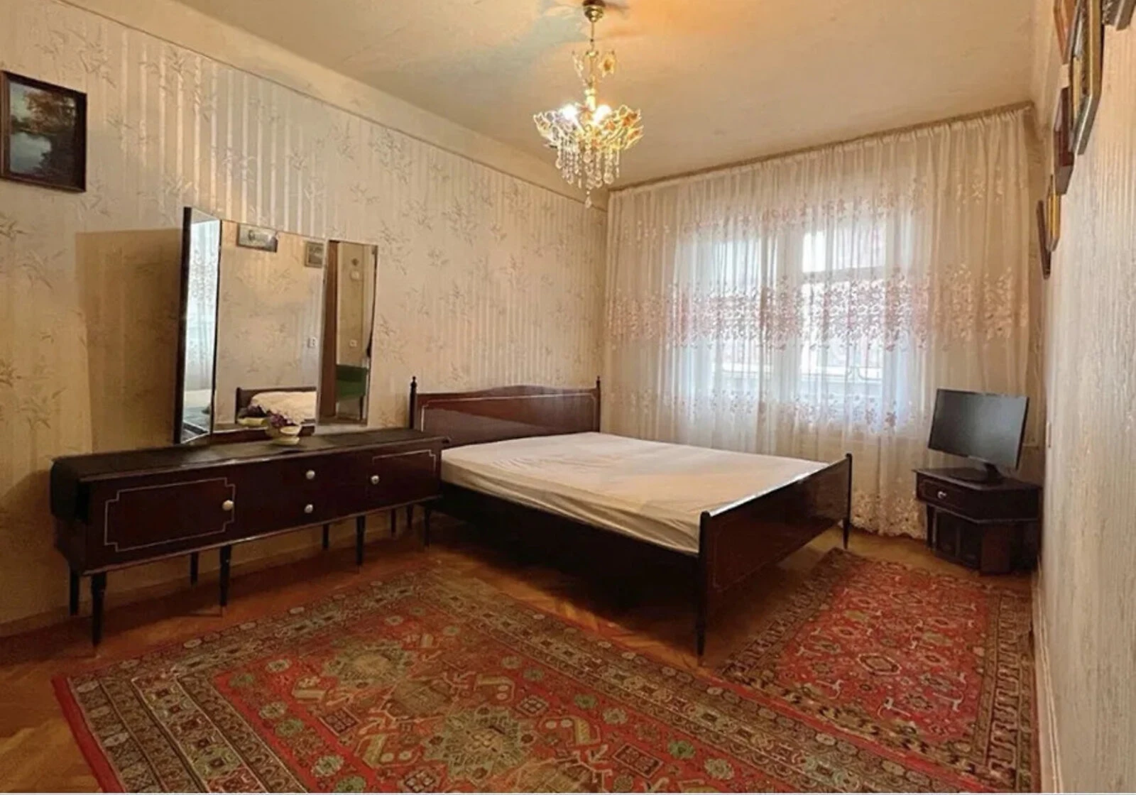 2-кімнатна квартира, Київ: вода, опалення та ліфт без світла - фото 3