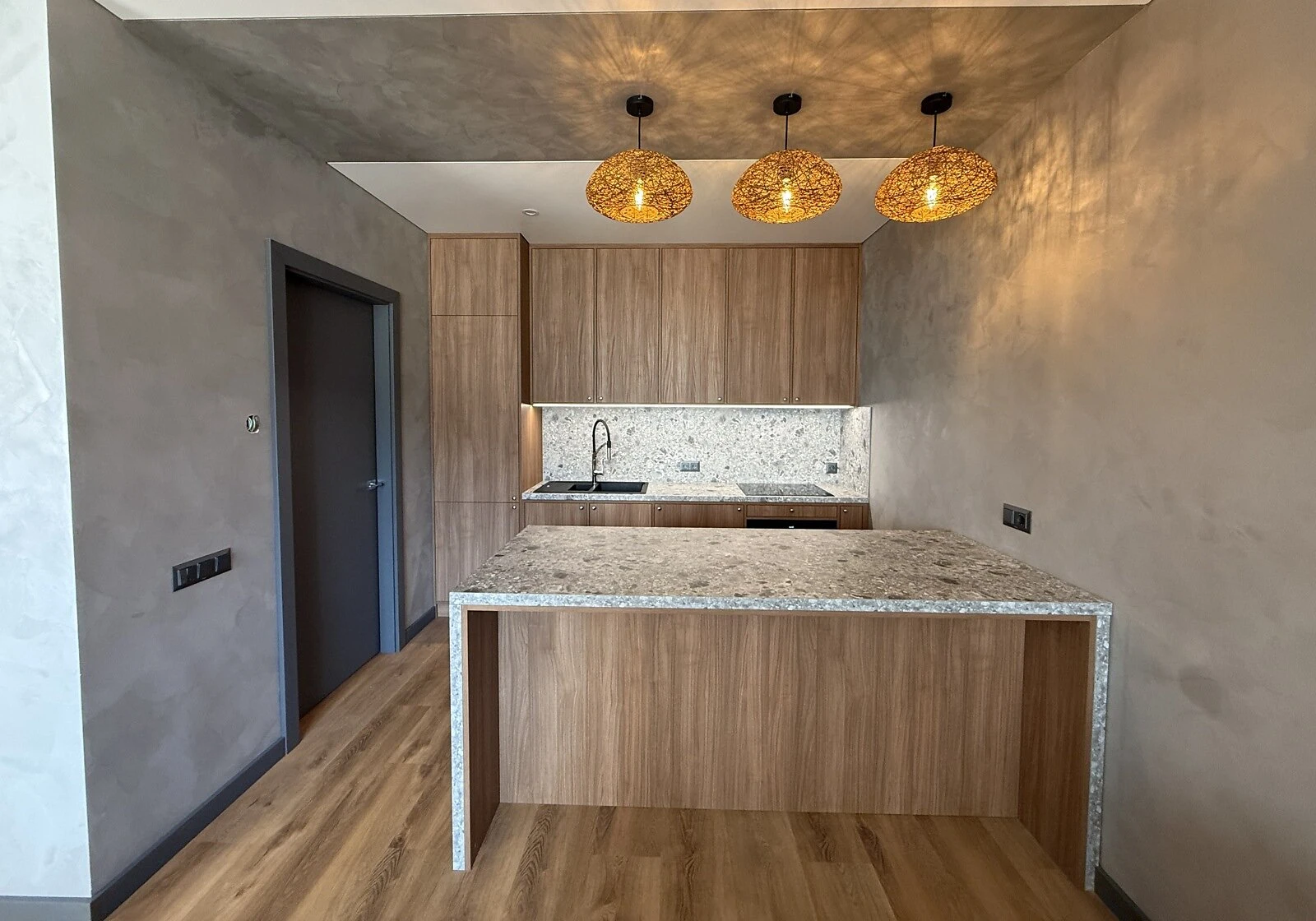 1-кімнатна квартира, Ленінський: кухня-студія, дизайнерський ремонт - фото 3