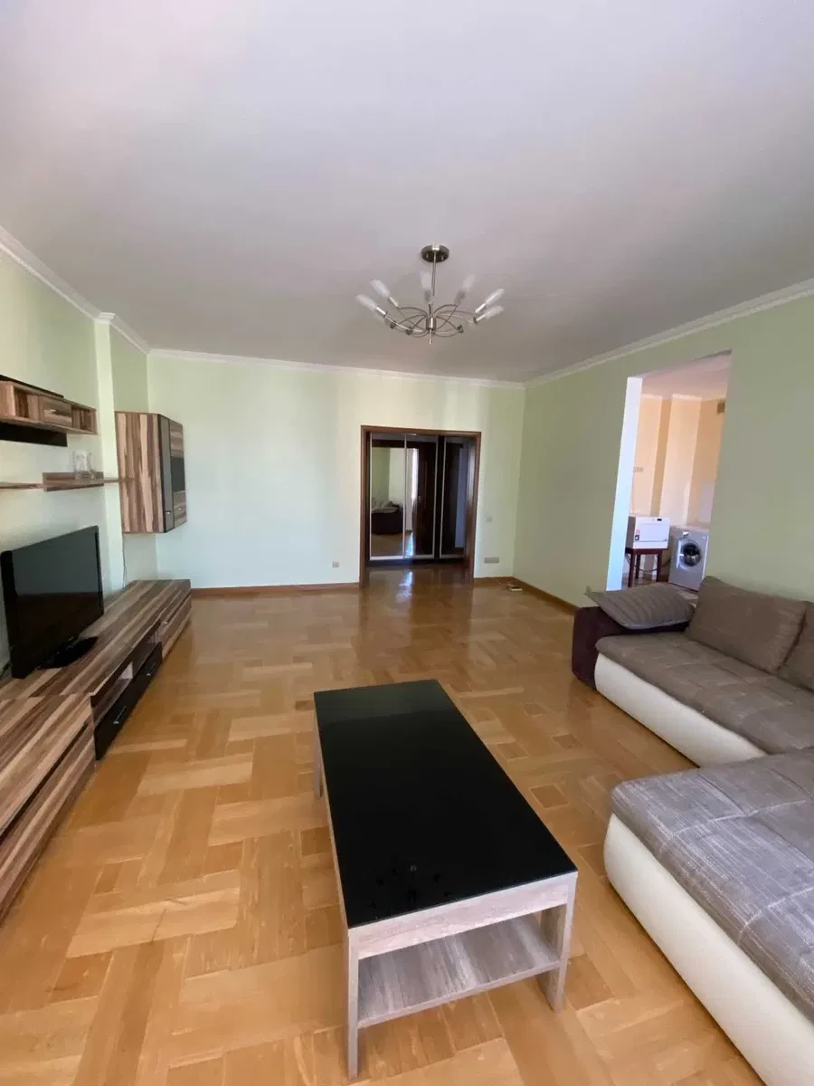 3-кімнатна квартира, Солом'янський: 2 ліфти під час відключень - фото 2