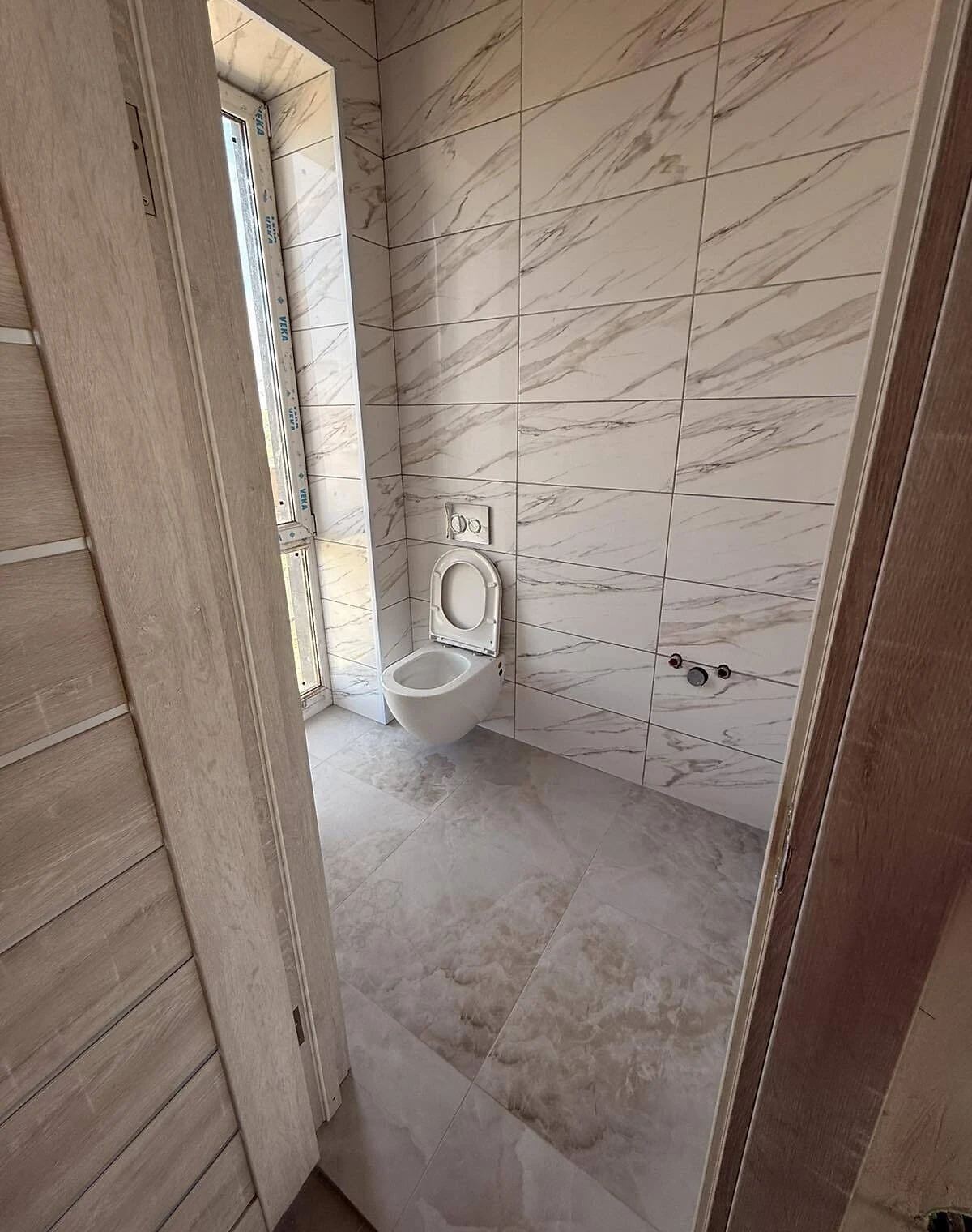 Приміщення, Пирогово: фасадне, вода без світла, відкрита стоянка - фото 3