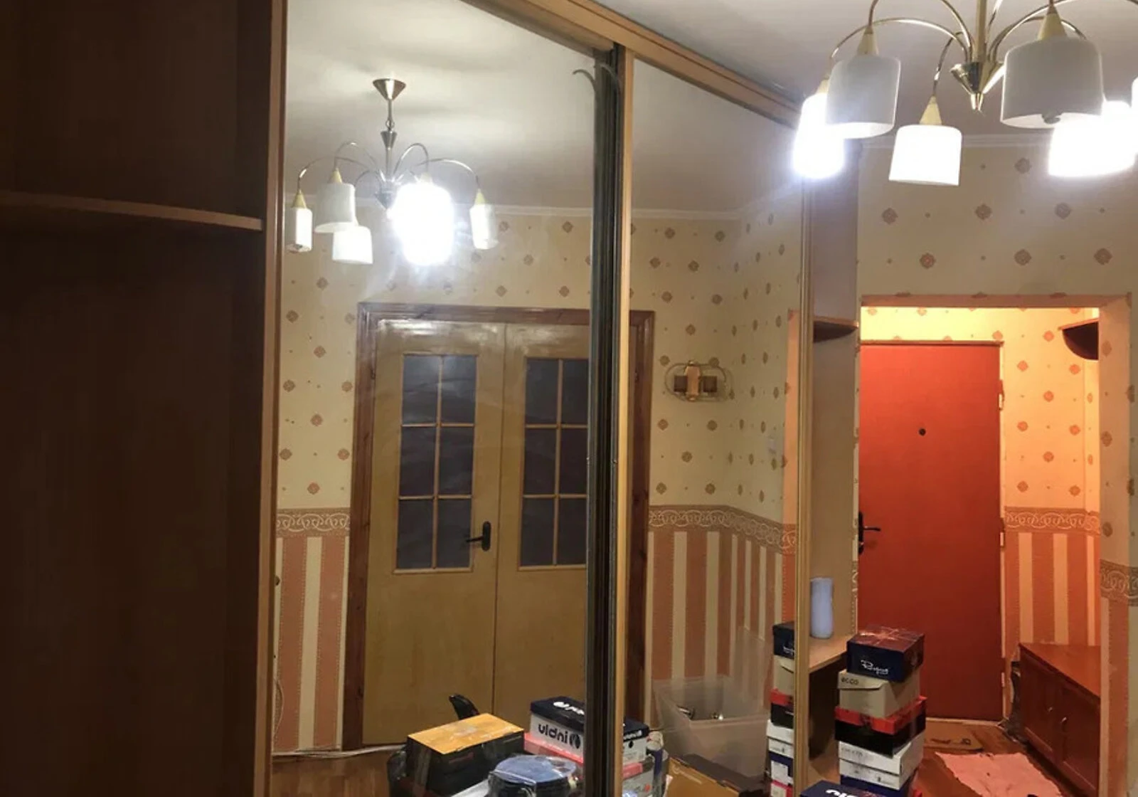 3-кімнатна квартира, Київ: опалення та інтернет без світла, кухня 17 м² - фото 2
