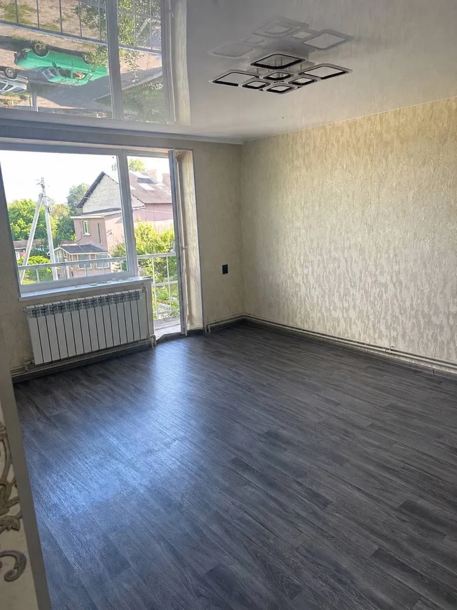 3-кімнатна квартира, Пересічне: євроремонт, 2 балкони - фото 1