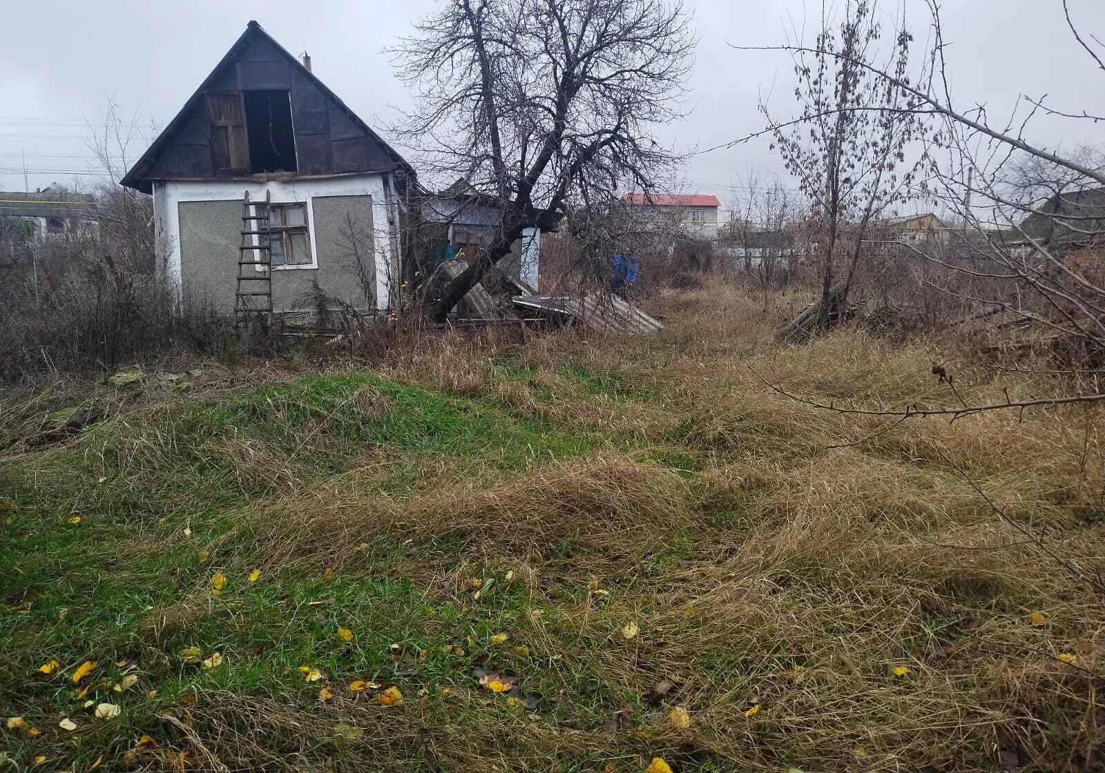 Участок 10 соток, Подольск: под жилую застройку, сад, фундамент