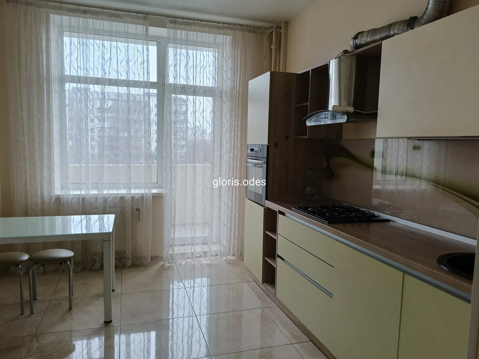 3-кімнатна квартира, Київський: власна котельня, кухня-студія, фото 2