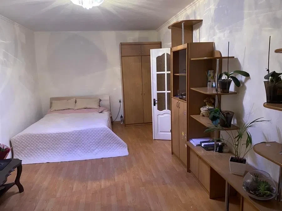 1-кімнатна квартира, Чорноморськ: паркувальне місце, можна з котиком, фото 2