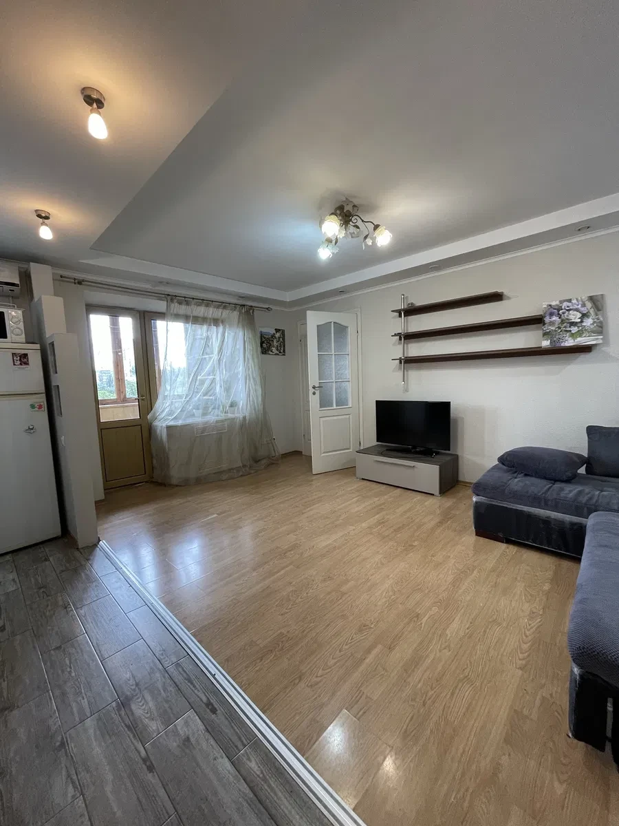 2-кімнатна квартира, Дніпровський: вид на канал, метро Лівобережна 15 хв - фото 2