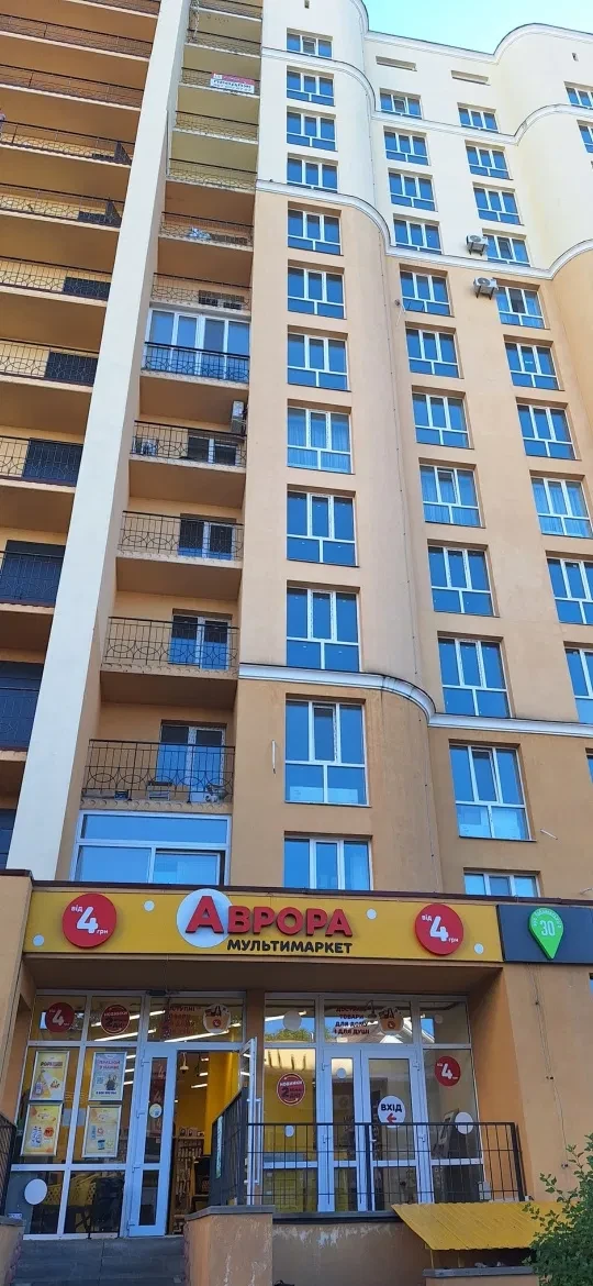 3-кімнатна квартира у ЖК Чайки: генератор, метро Житомирська