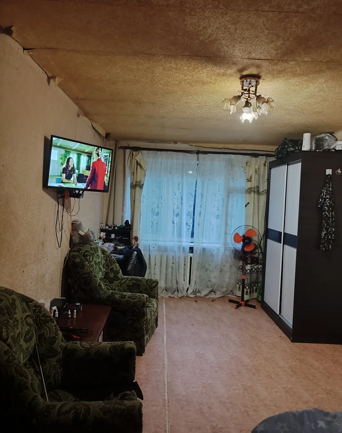 3-комнатная квартира, Титова: хрущевка, возможна переуступка, фото 3