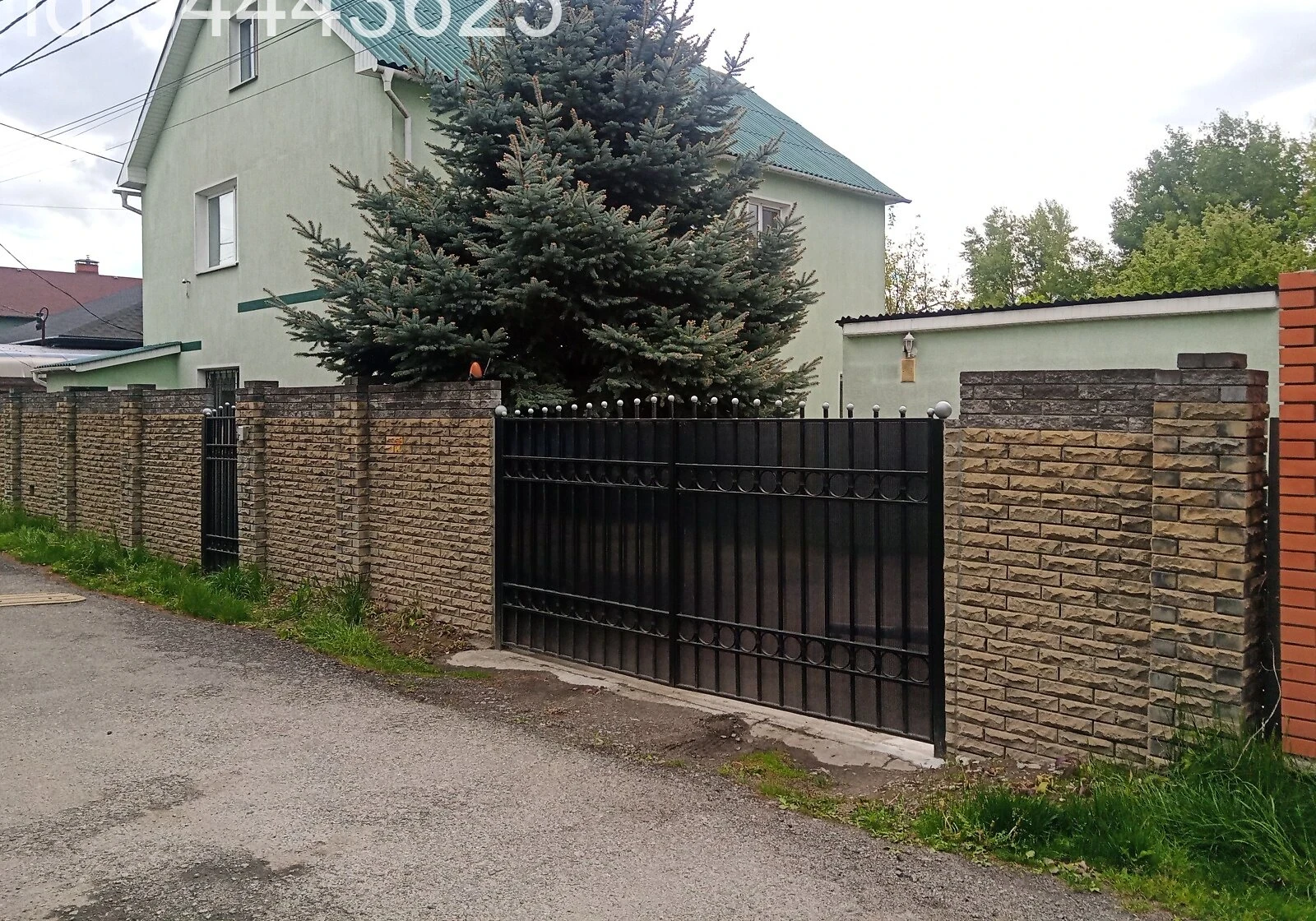 Будинок, Берковець: веранда, гараж, резервне живлення - фото 1