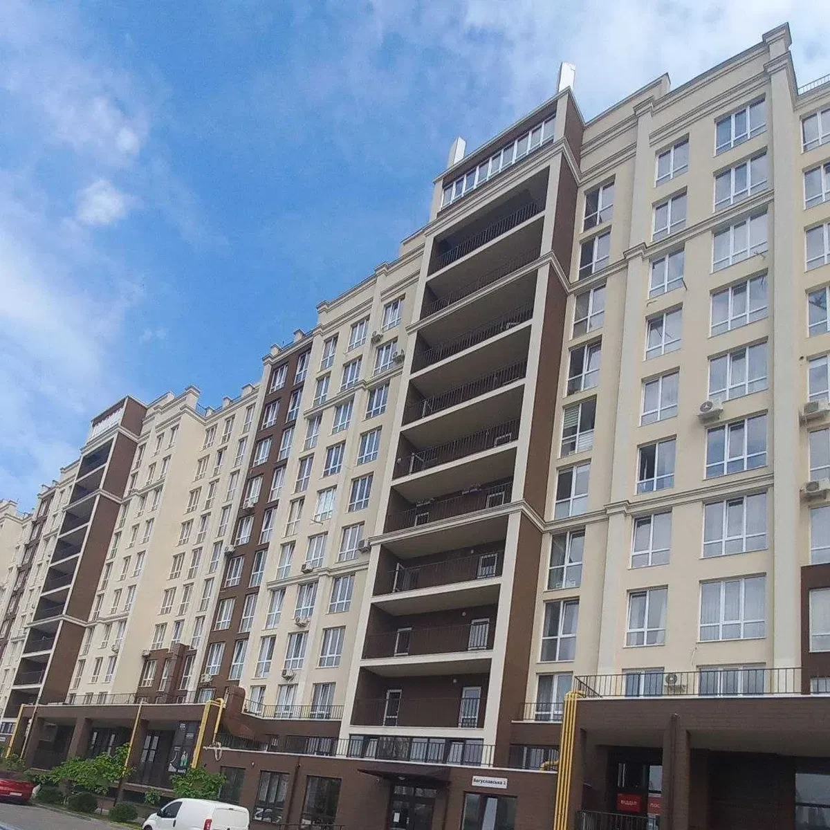3-кімнатна квартира у ЖК Благород: дворівнева, тераса, метро Теремки 15 хв - фото 1