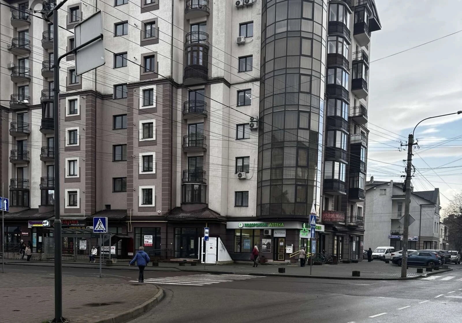 Комерційне приміщення, Івано-Франківськ: 3 м стелі, зовнішнє утеплення - фото 3