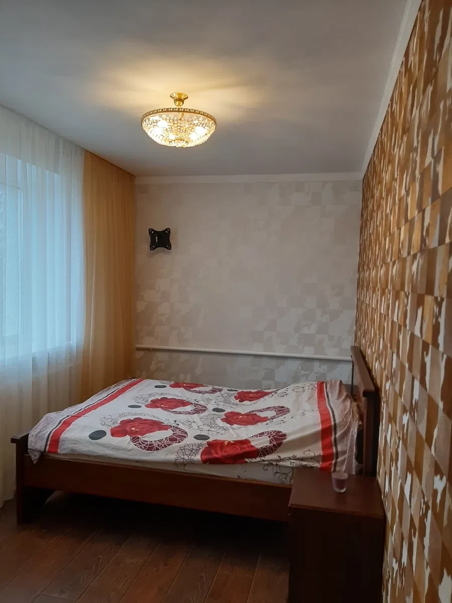 Будинок, Конотоп: два будинки, дві ділянки, авторський проєкт - фото 4