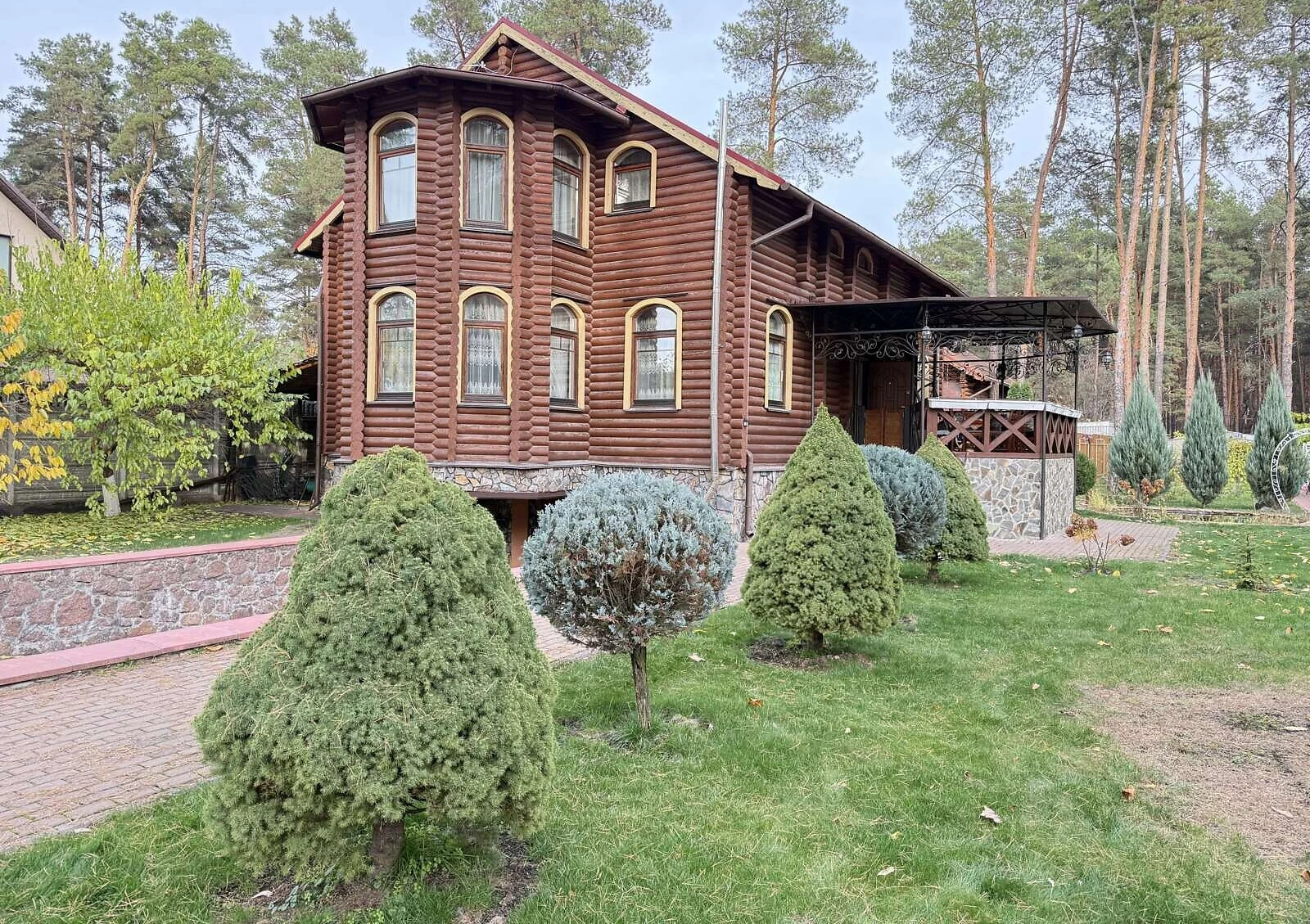 Будинок на пров. Радистів: гараж із підвалом, 20 соток, тераса - фото 1