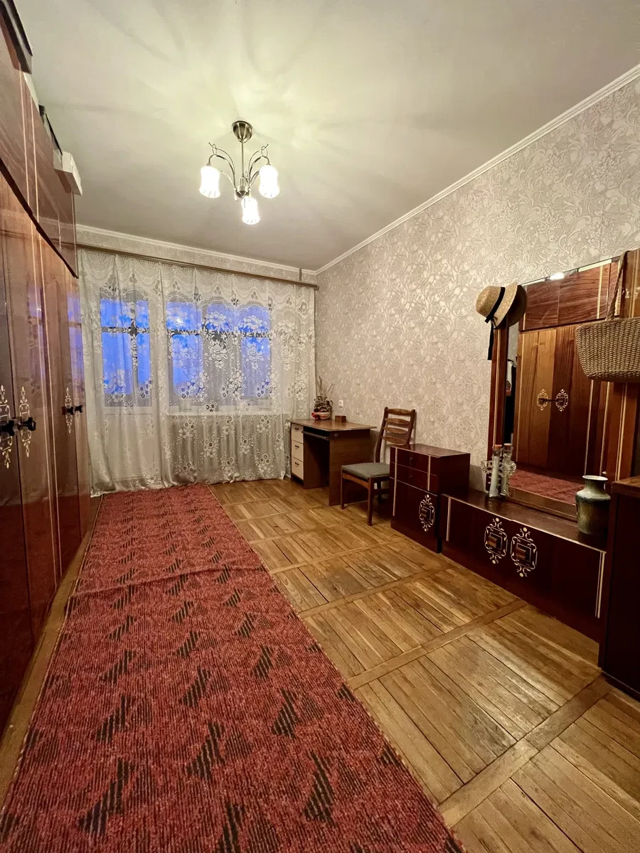 3-кімнатна квартира, Відродження: двостороння, частковий ремонт, фото 5