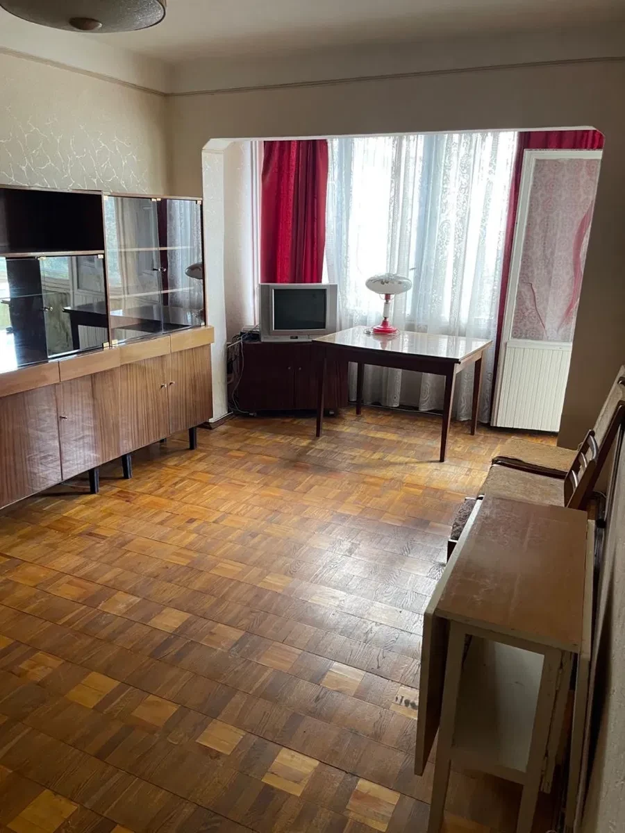 2-кімнатна квартира, Святошинський: 2 метро, окремі кімнати - фото 3