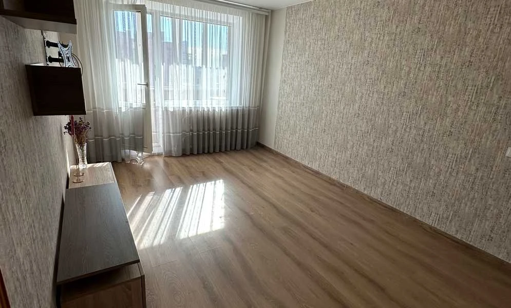 2-кімнатна квартира, Північний: ремонт, бойлер 80 л, 10 хв до центру - фото 2
