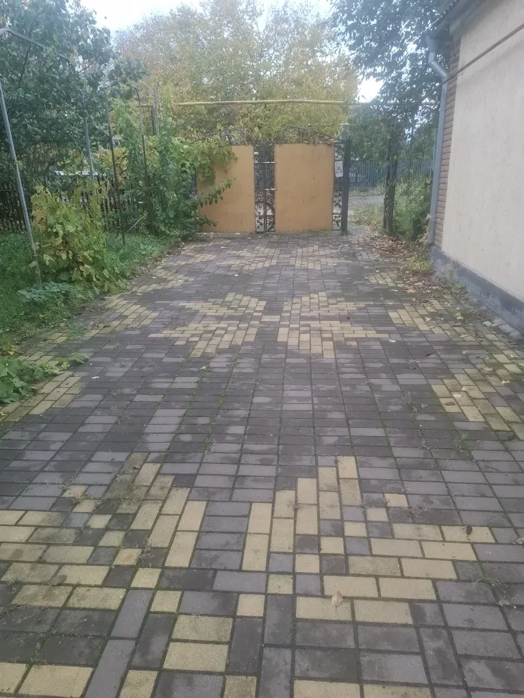 Дом, Докучаево: газифицирован, 2 гаража - фото 1