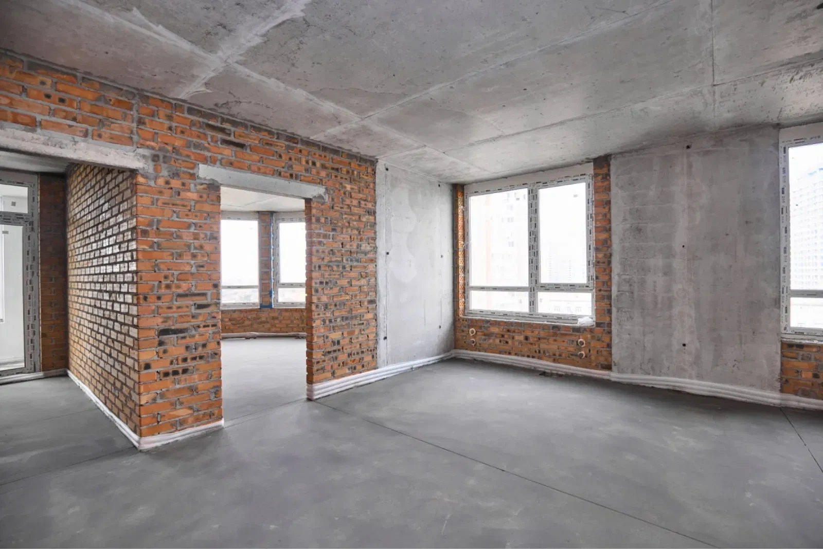 1-кімнатна квартира у ЖК Rusaniv Residence: вид на канал, фото 5