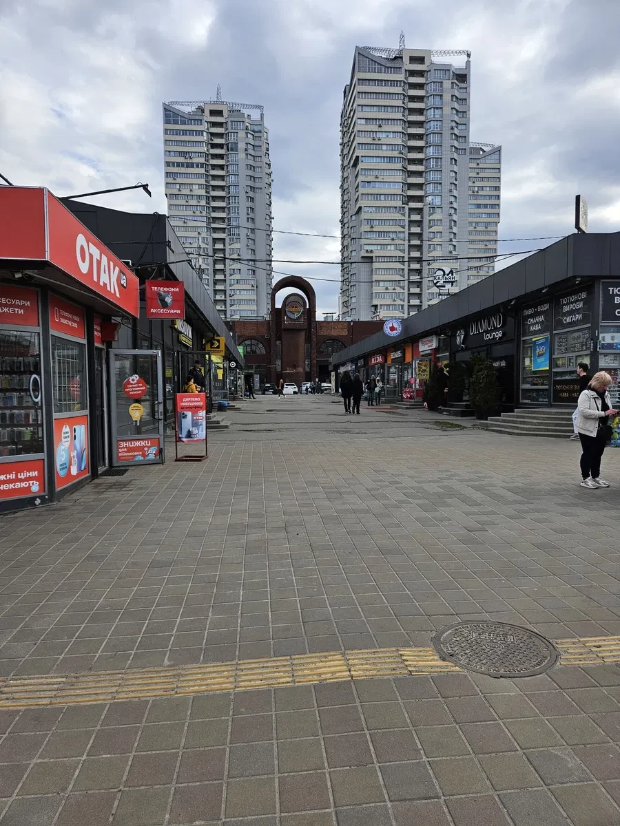 Приміщення, Шевченківський: фасадне, біля метро Шулявська - фото 3