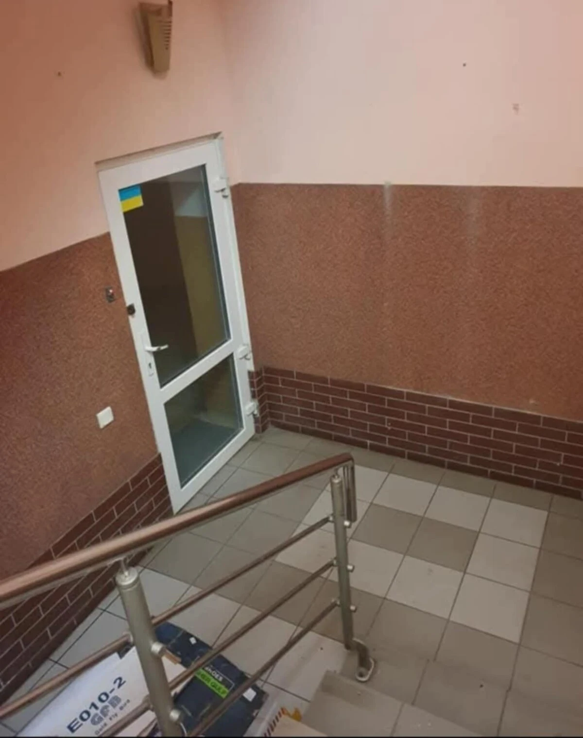 Комерційне приміщення, Центр: 3.25 м стелі, відкрита стоянка - фото 5