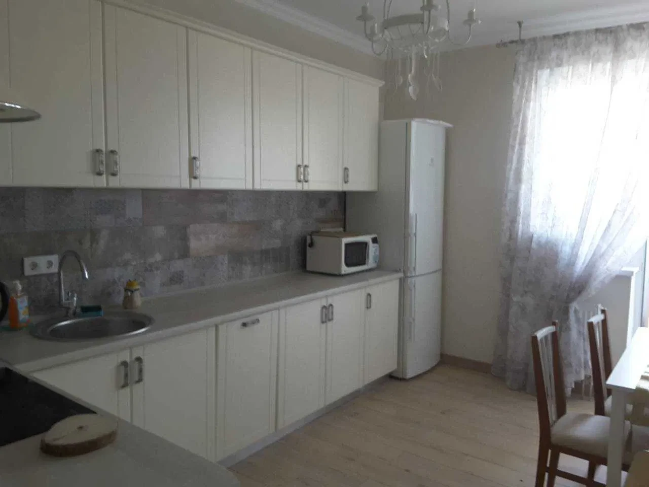 2-комнатная квартира в ЖК 4 Сезони: авторский ремонт, генератор, фото 5