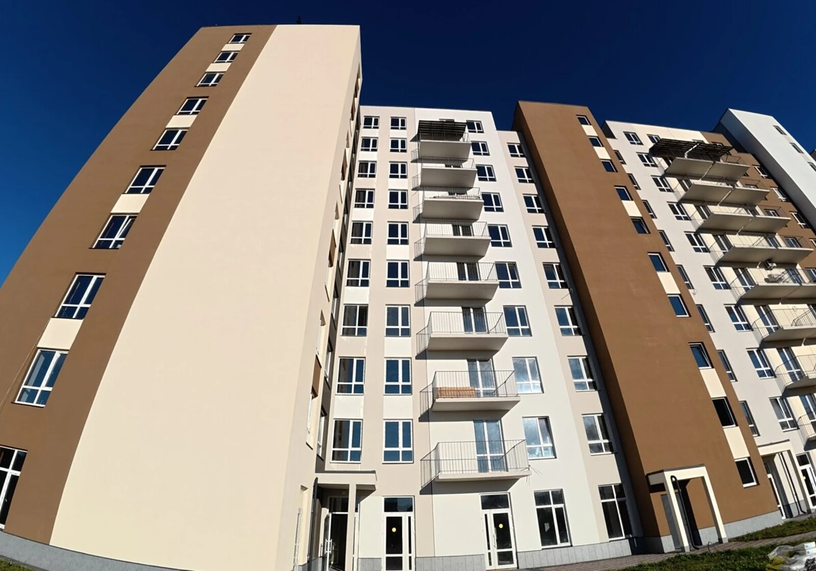1-кімнатна квартира, Пекарня: кухня-студія, ліфт і вода без світла - фото 1