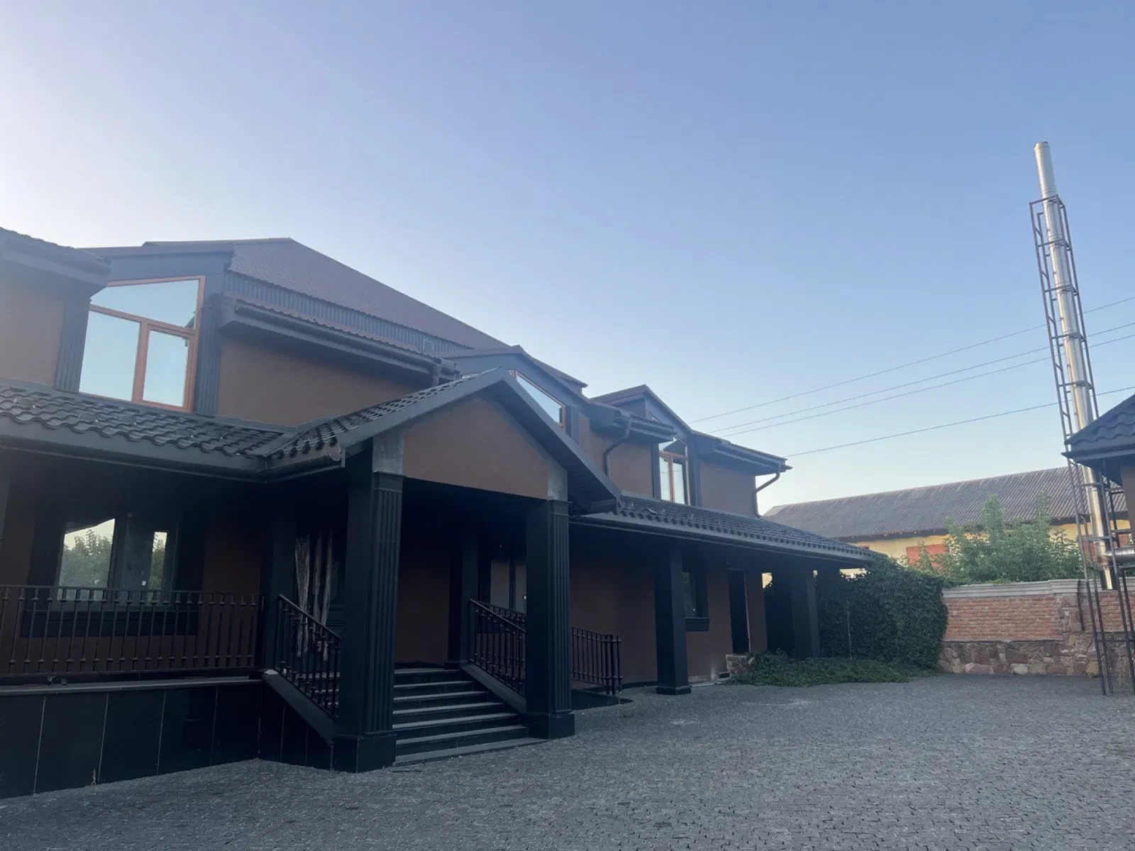 Приміщення, Теребовля: окремі площі 300 і 450 м² - фото 1