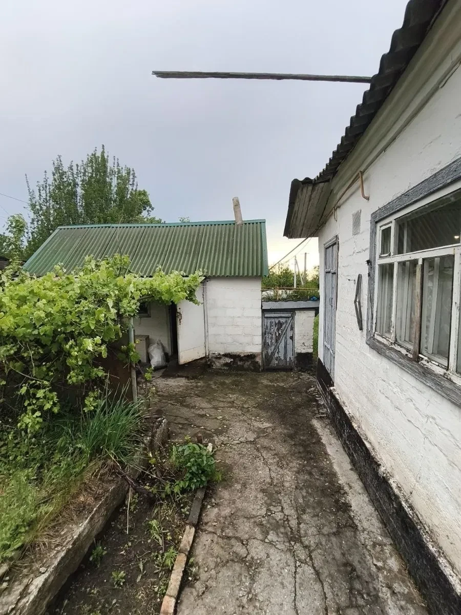 Будинок, Новокодацький: 5.80 соток, сад і город